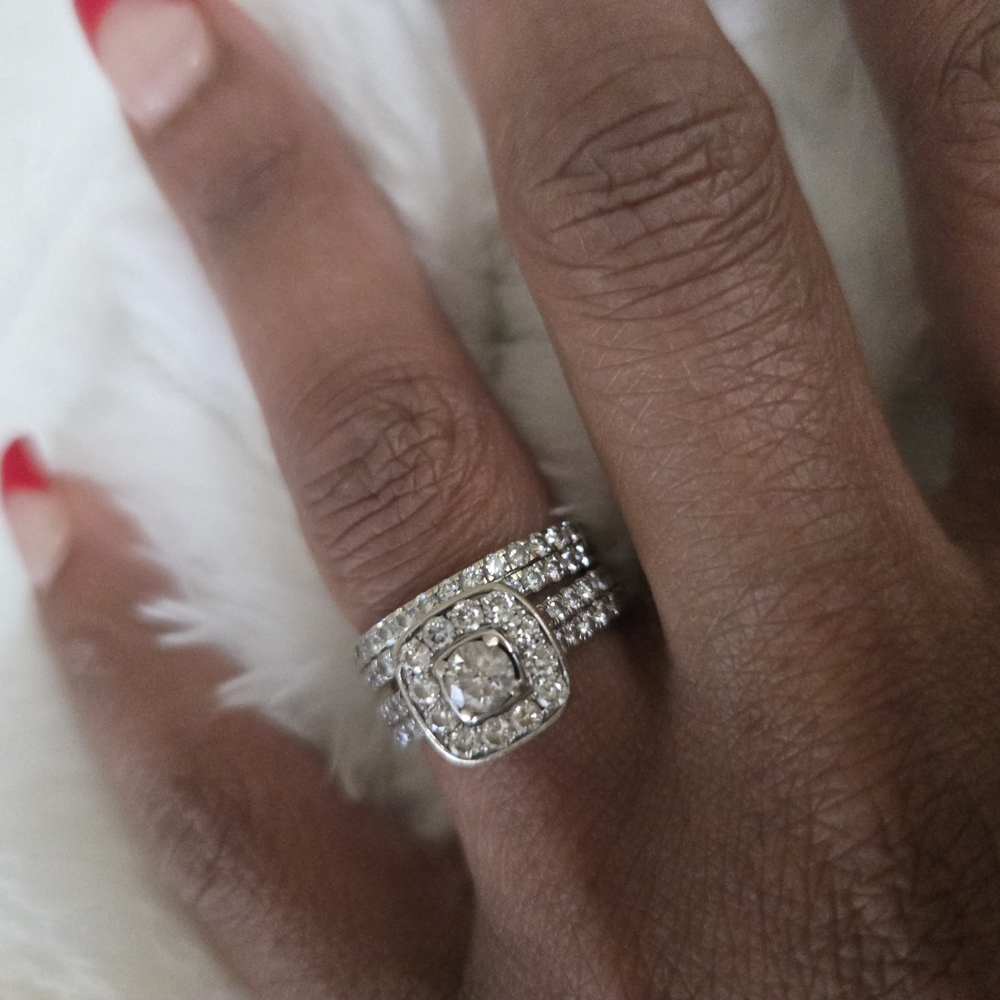 Elegant Silver Diamond Ring Set